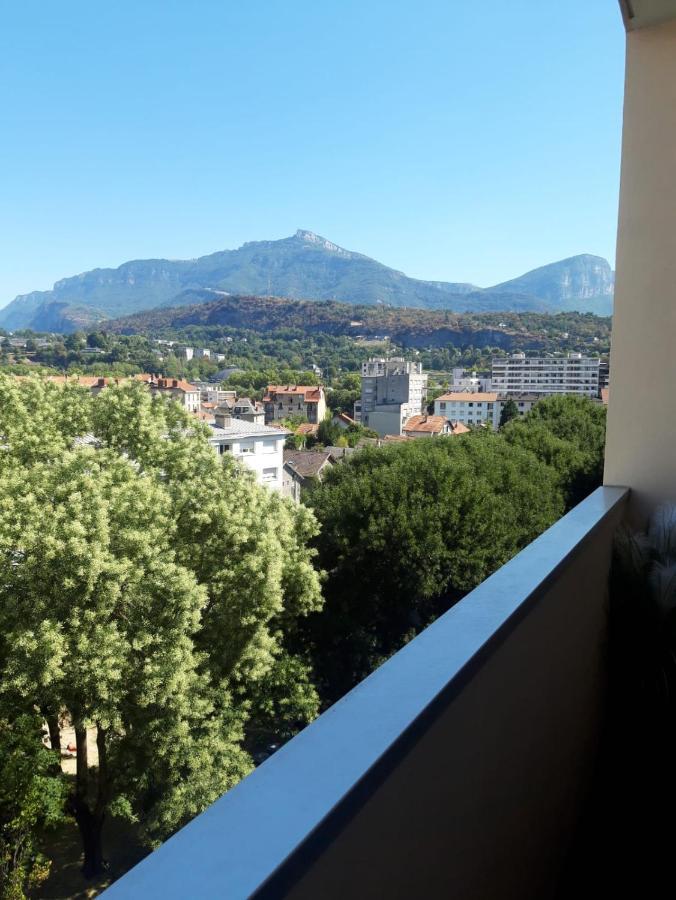 Apartamento Gambetta Insolite Chambéry Exterior foto